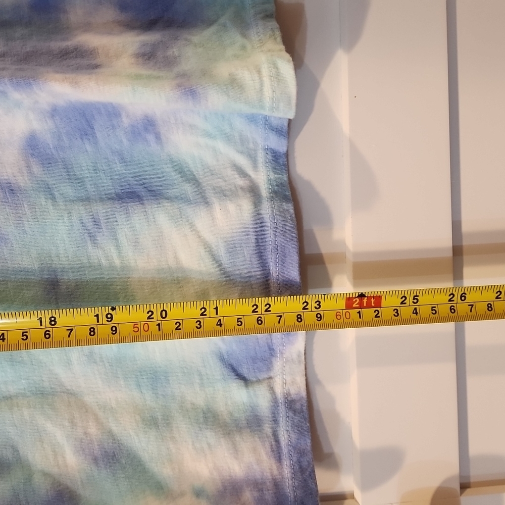 A.n.a. Tye dye tshirt. L - Picture 4 of 5